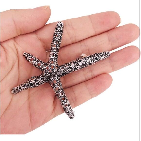 SILVER starfish sea hair clip - Picture 1 of 7